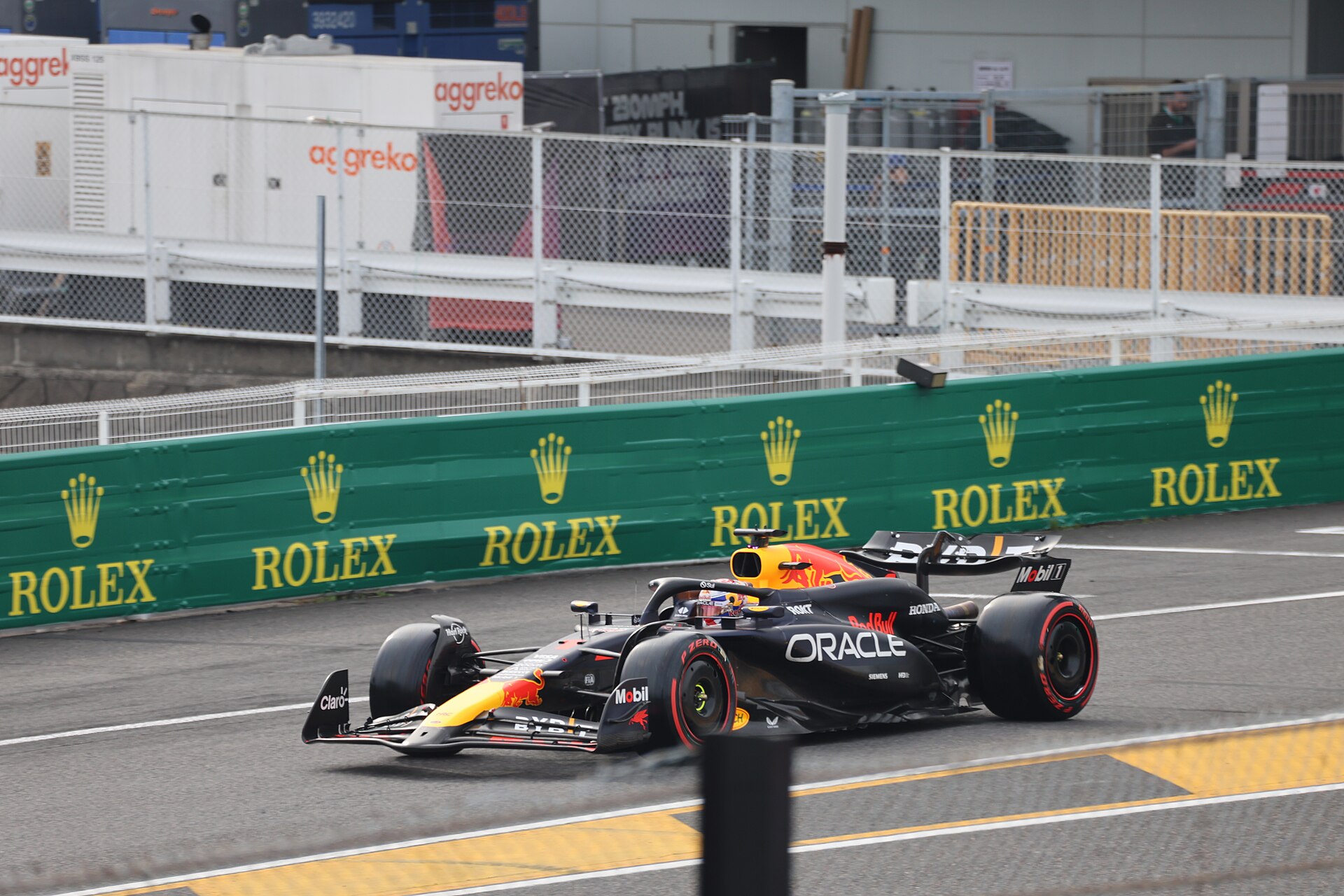 Max Verstappen in the RB20 – Archiv 2024 · Max Verstappen im Red Bull RB20, Suzuka